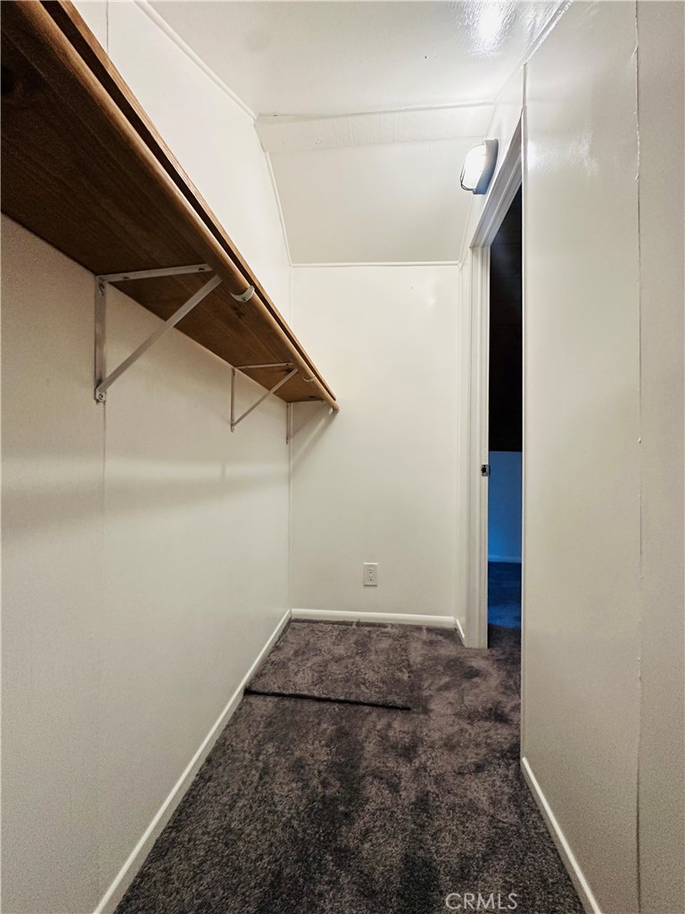 23083 Hemlock Lane B Property Photo 31