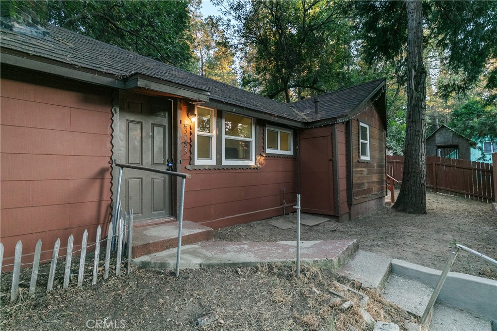 23083 Hemlock Lane B Property Photo 33