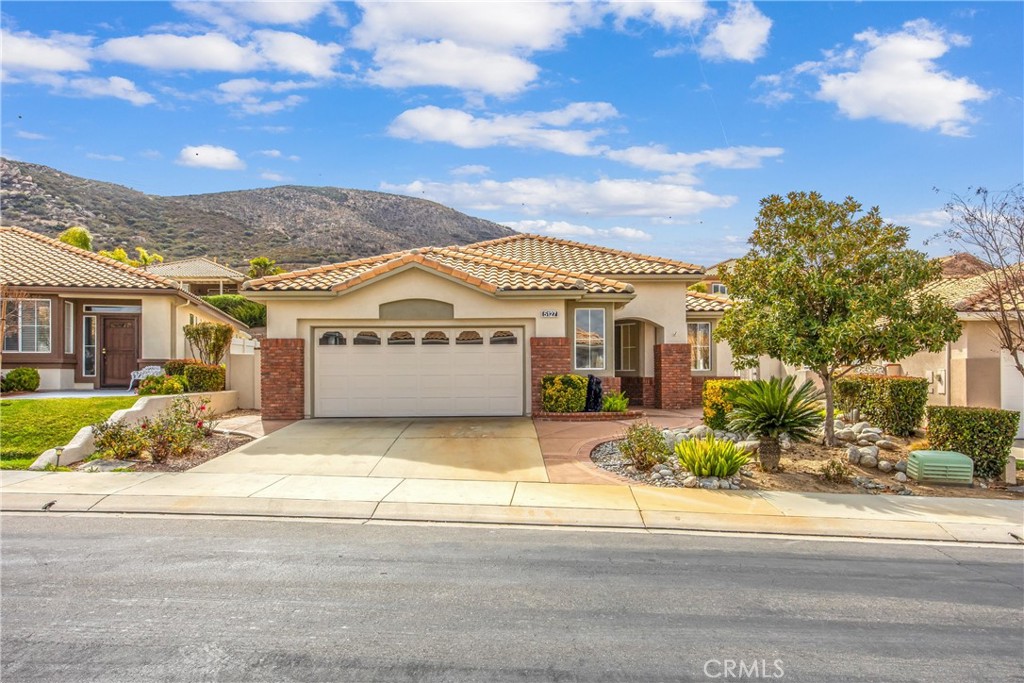 5127 Rio Bravo Drive Property Photo 4