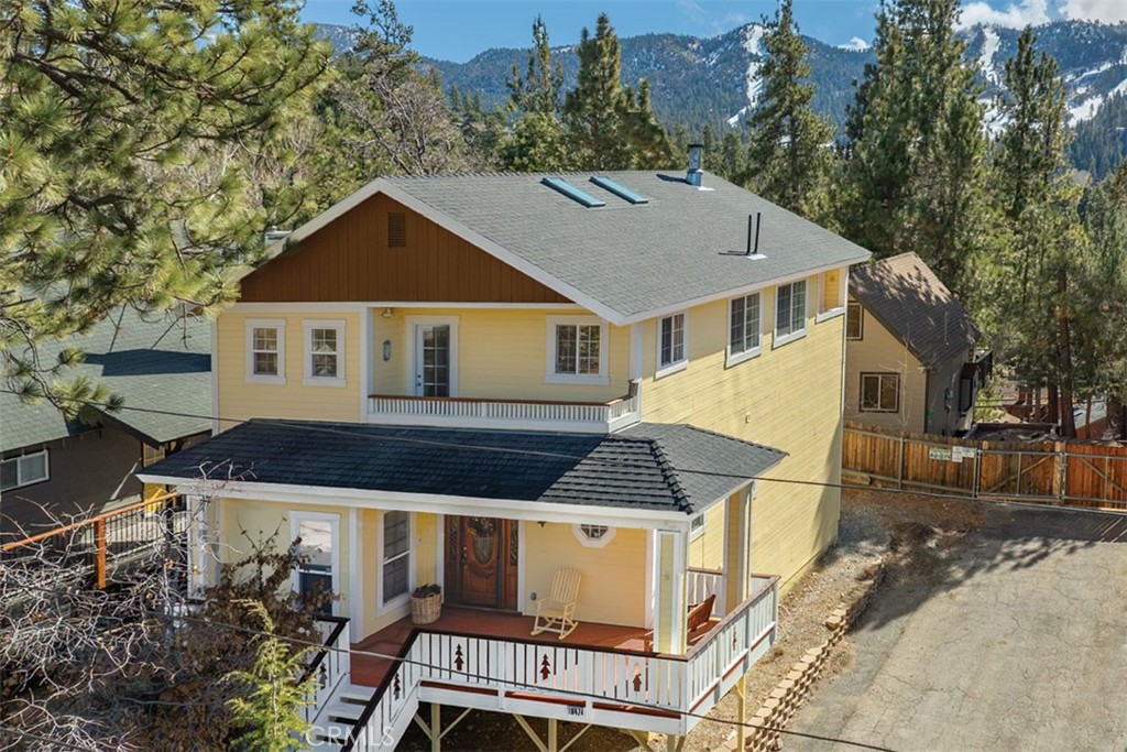1047 Butte Avenue Property Photo 4