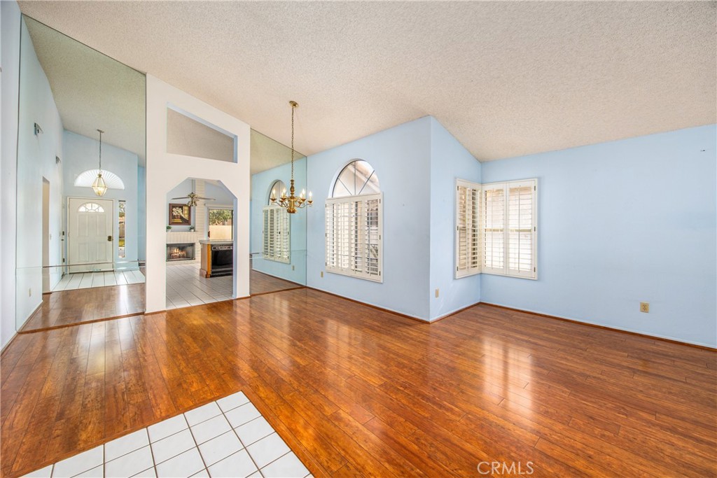 5071 Riviera Ave Property Photo 5
