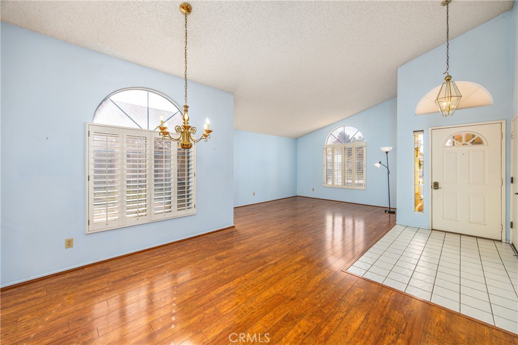 5071 Riviera Ave Property Photo 6