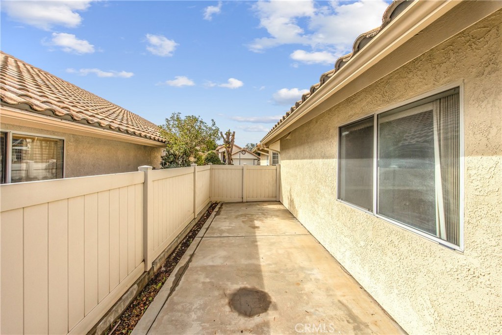 5071 Riviera Ave Property Photo 35