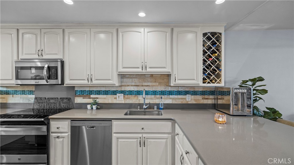 16532 Harbour Lane Property Photo 14