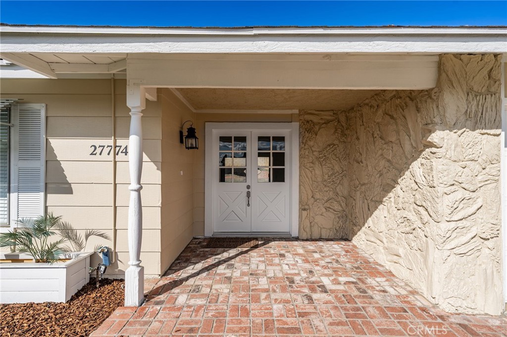 27774 Foxfire Street Property Photo 6