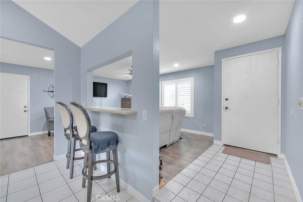 556 S Iris Avenue Property Photo 11