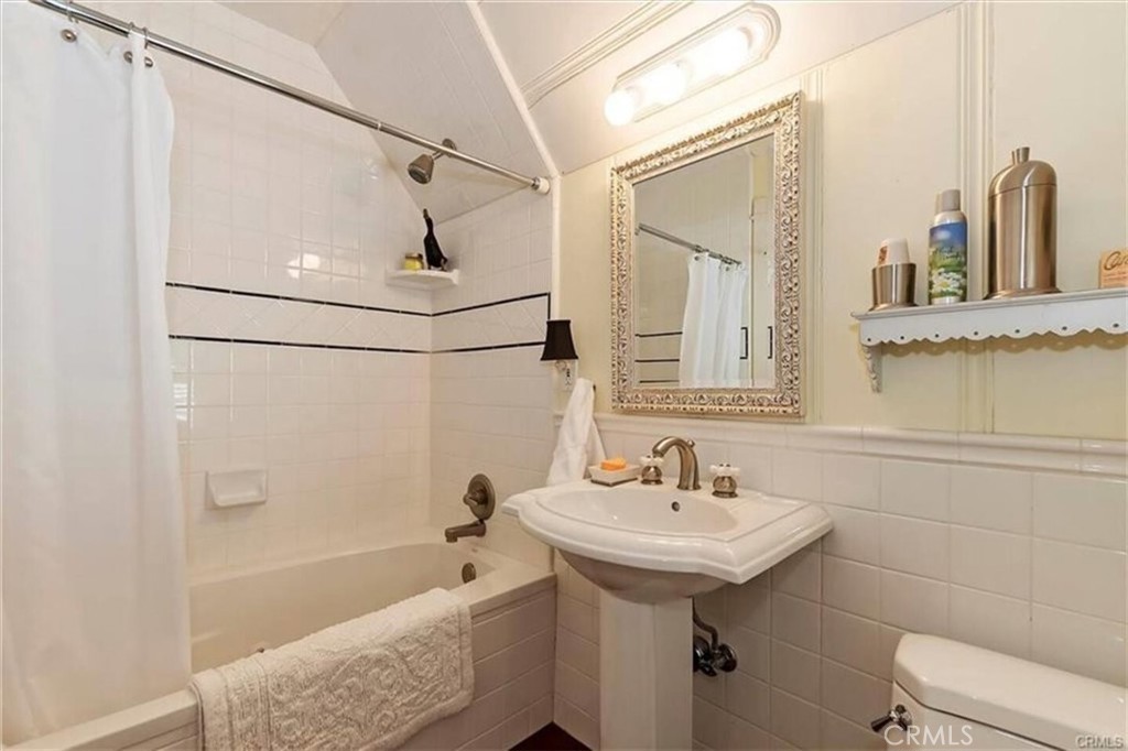 855 Lake Drive Property Photo 41