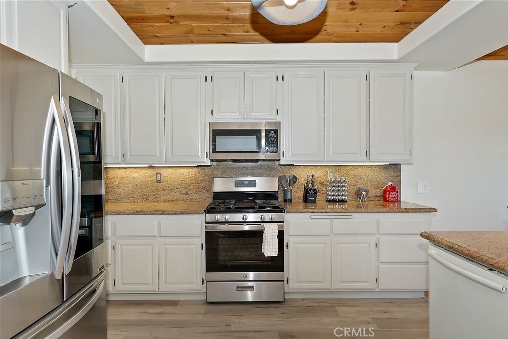 40618 Sunburst Circle Property Photo 13