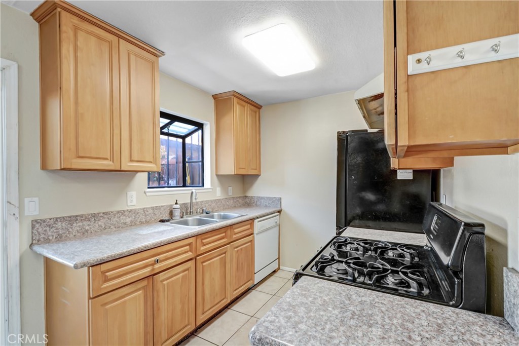 166 E Merrill Avenue Property Photo 7