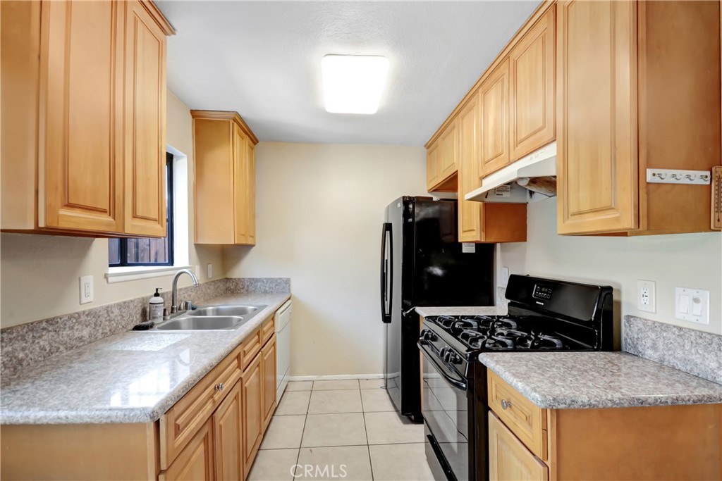 166 E Merrill Avenue Property Photo 8
