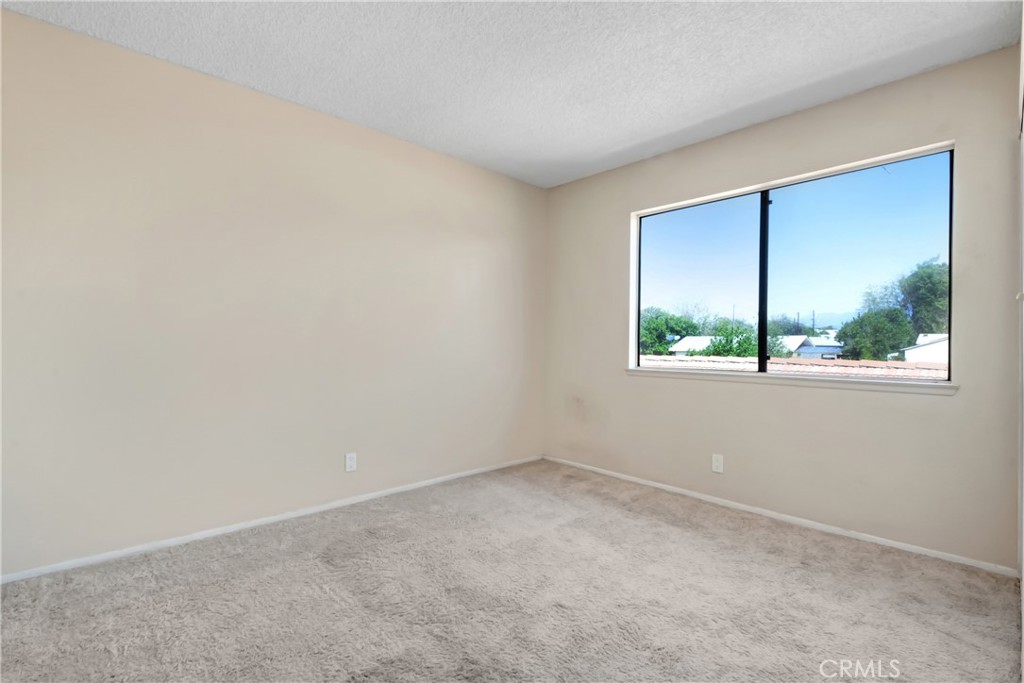 166 E Merrill Avenue Property Photo 27