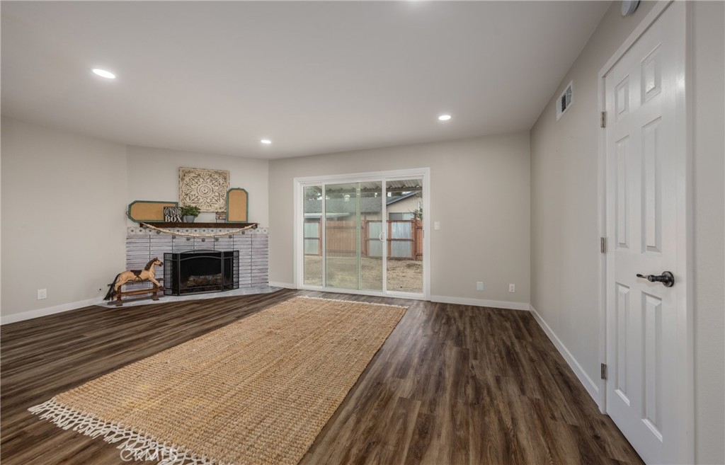 296 San Rafael Street Property Photo 8
