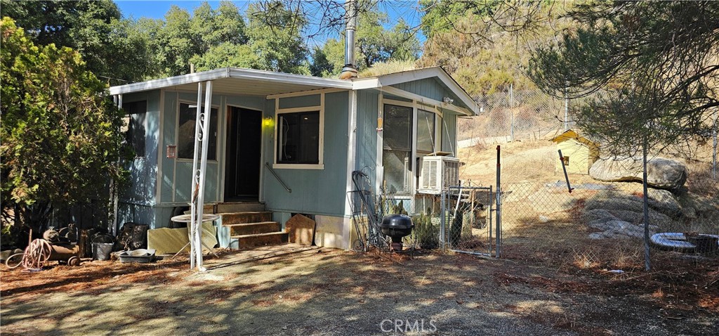 45656 Partridge Street Property Photo 3