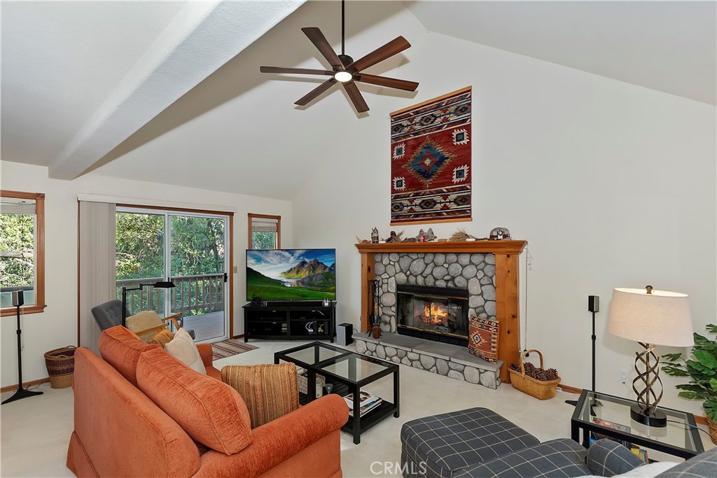 1162 Brentwood Drive Property Photo 3