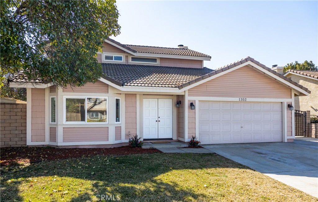 1352 Jean Avenue Property Photo 2