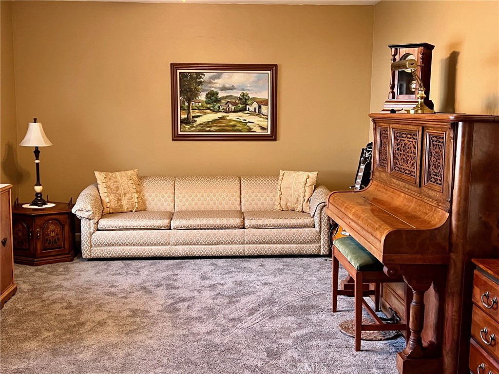 12545 15th Street Property Photo 8