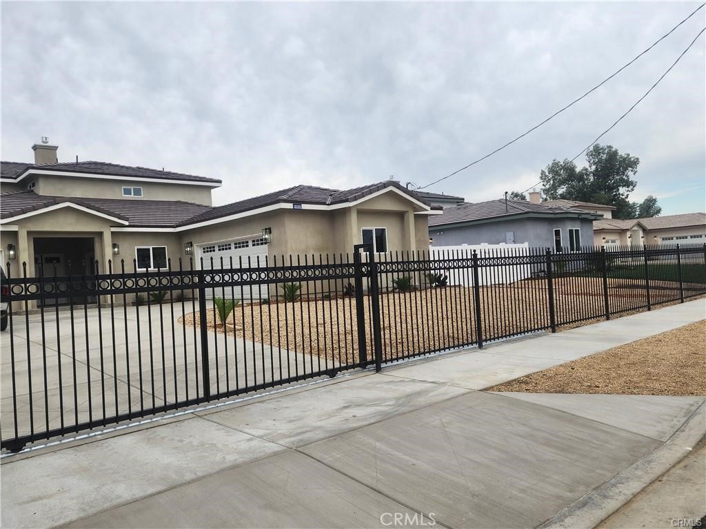 16039 Ceres Avenue Property Photo 3