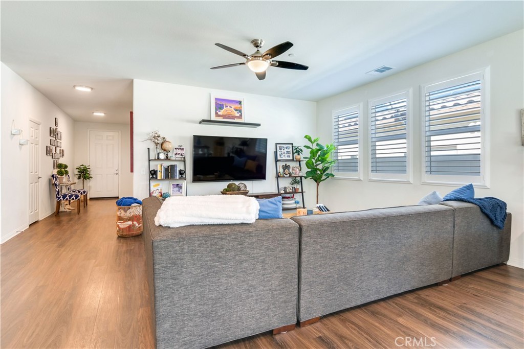 11462 Wie Court Property Photo 7
