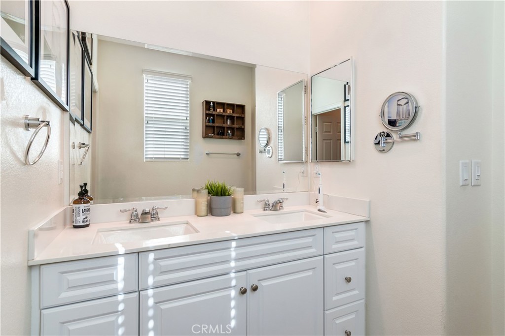 11462 Wie Court Property Photo 14