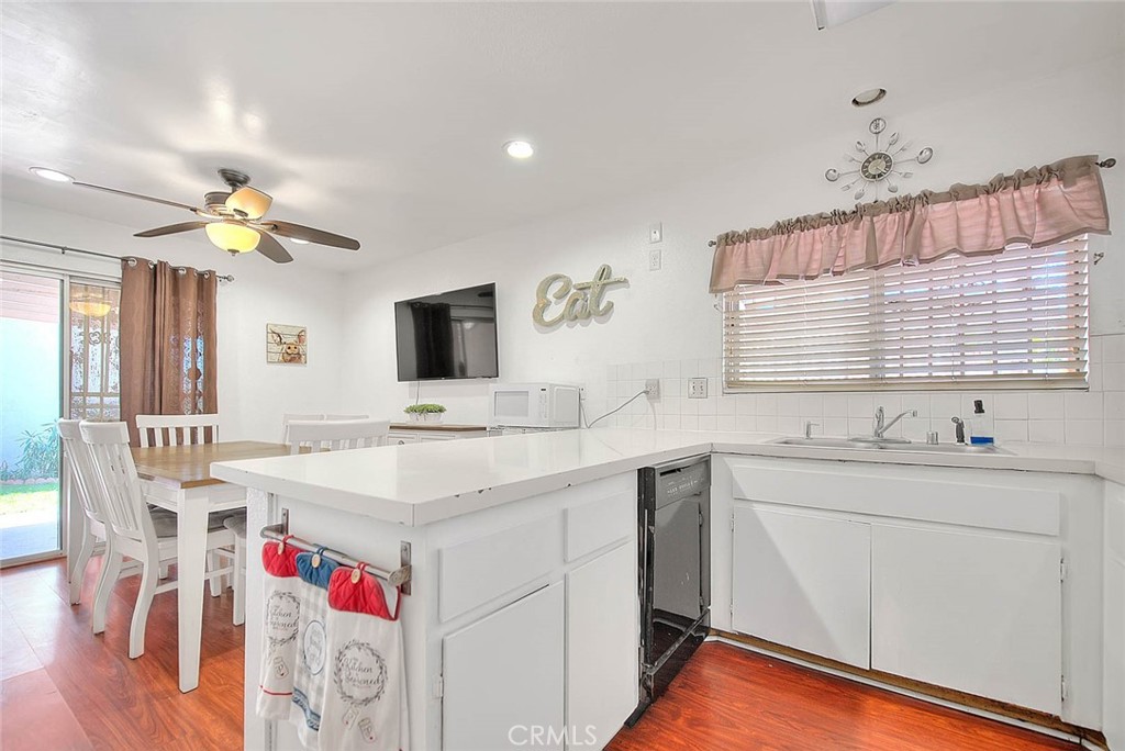 7980 Oleander Avenue Property Photo 24