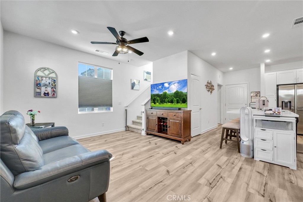 420 N Glenwood Avenue Property Photo 6