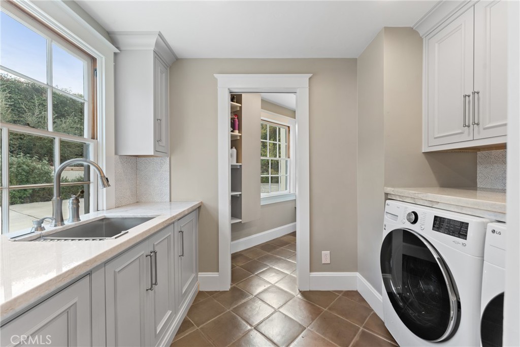 1205 W Highland Avenue Property Photo 23