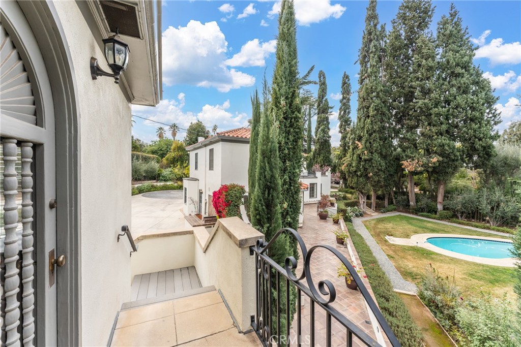 1205 W Highland Avenue Property Photo 36