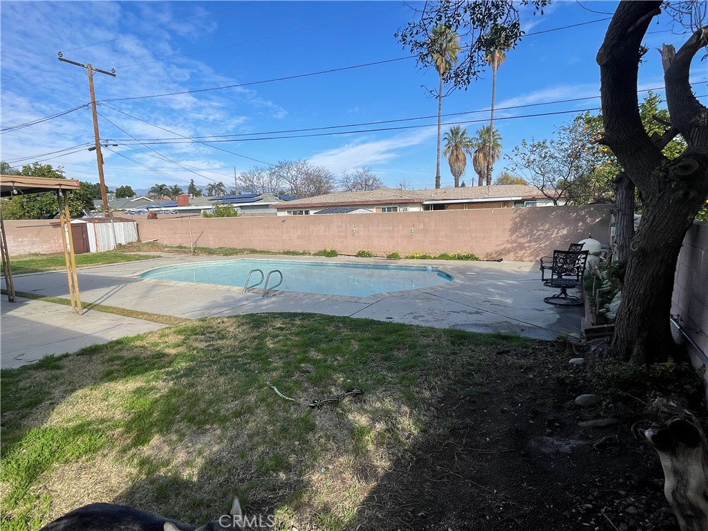 965 N Althea Avenue Property Photo 17