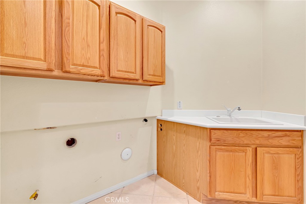 381 Brooklawn Drive Property Photo 24