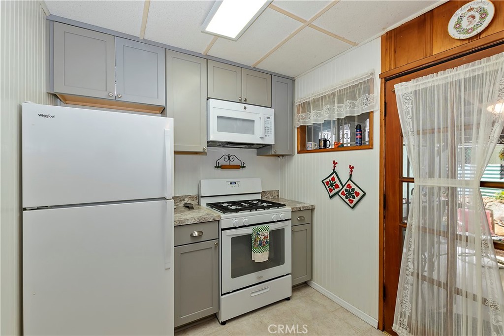477 Pyramid Drive Property Photo 12
