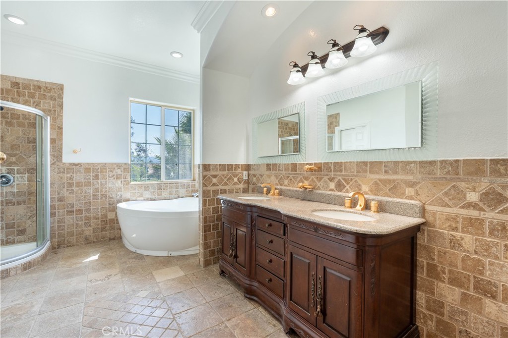 17788 Buckthorn Avenue Property Photo 20