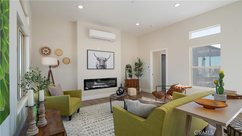 1175 Center Avenue Property Photo 8