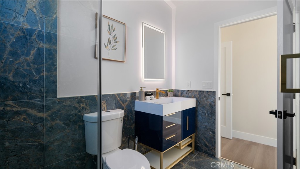 1175 Center Avenue Property Photo 46