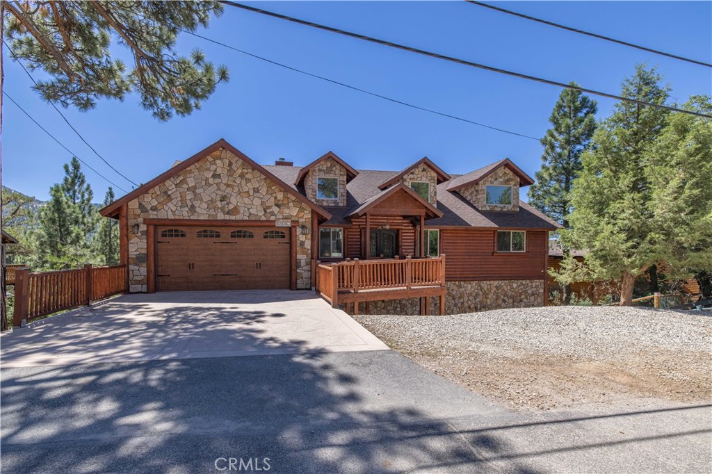 43625 Wolf Road Property Photo 3