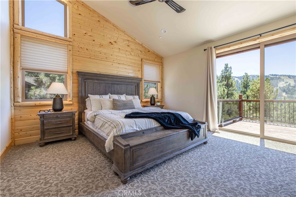 43625 Wolf Road Property Photo 5