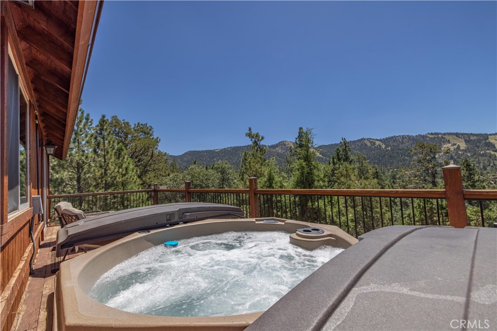 43625 Wolf Road Property Photo 11
