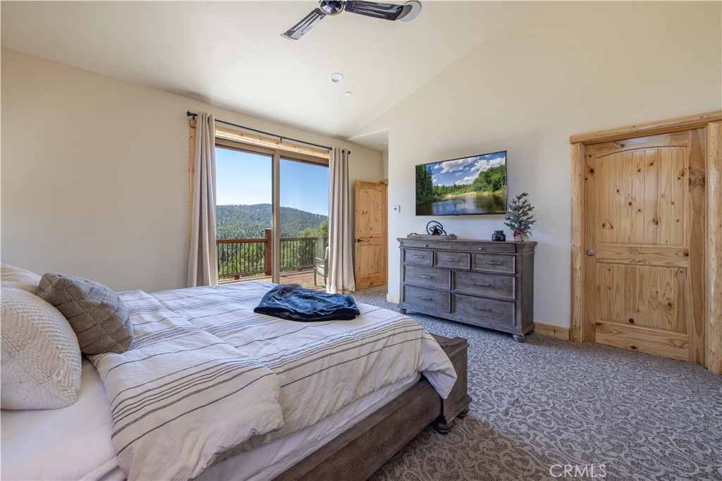 43625 Wolf Road Property Photo 38