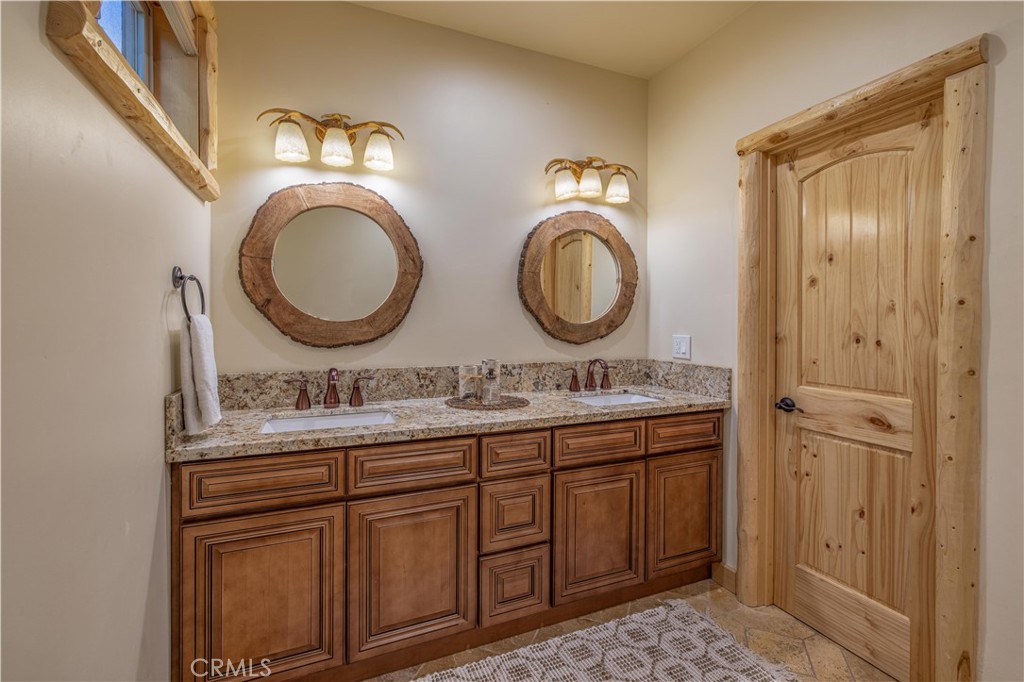43625 Wolf Road Property Photo 40