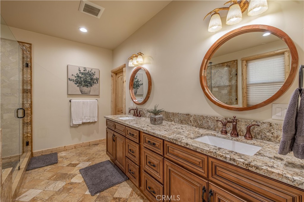 43625 Wolf Road Property Photo 44