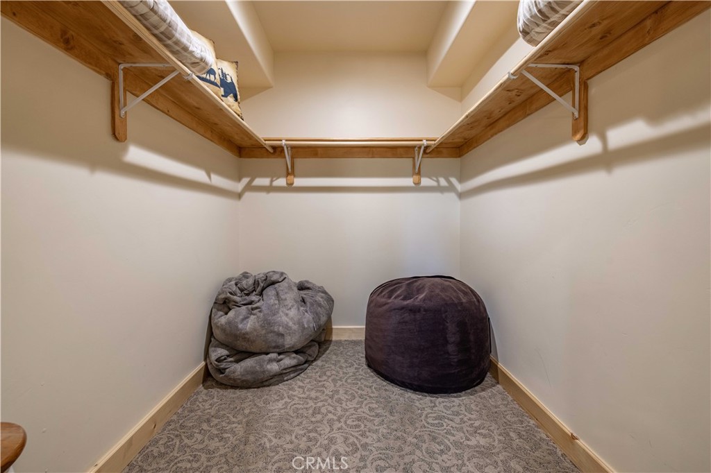 43625 Wolf Road Property Photo 50