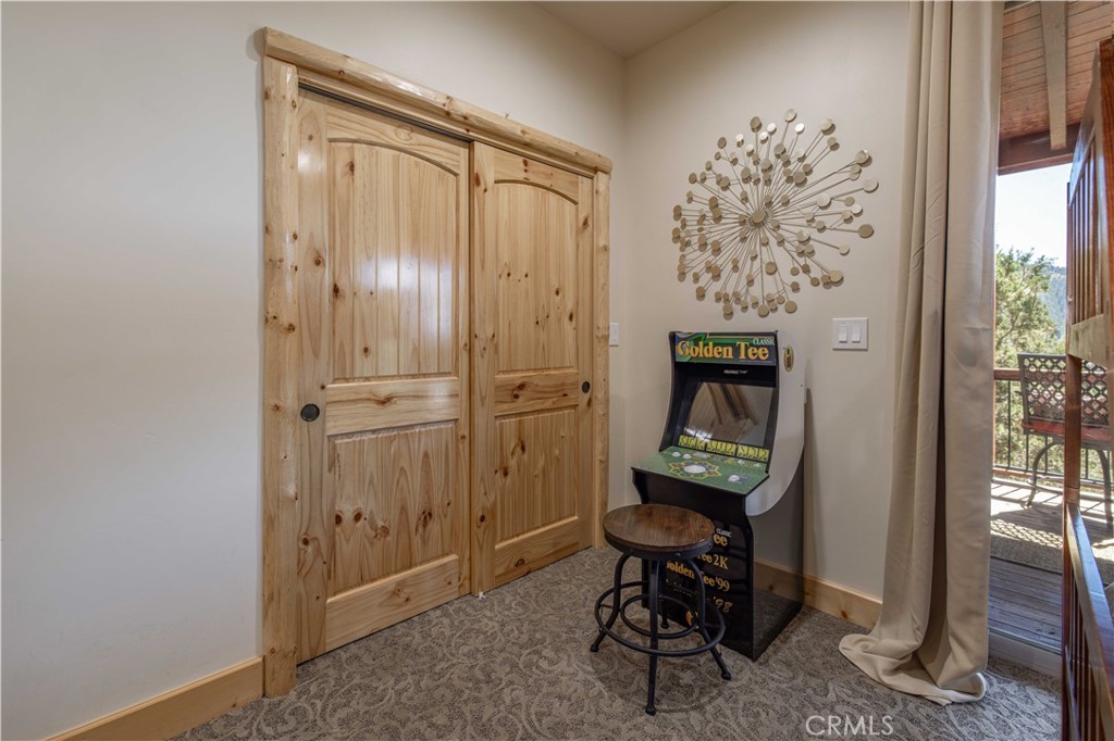 43625 Wolf Road Property Photo 55