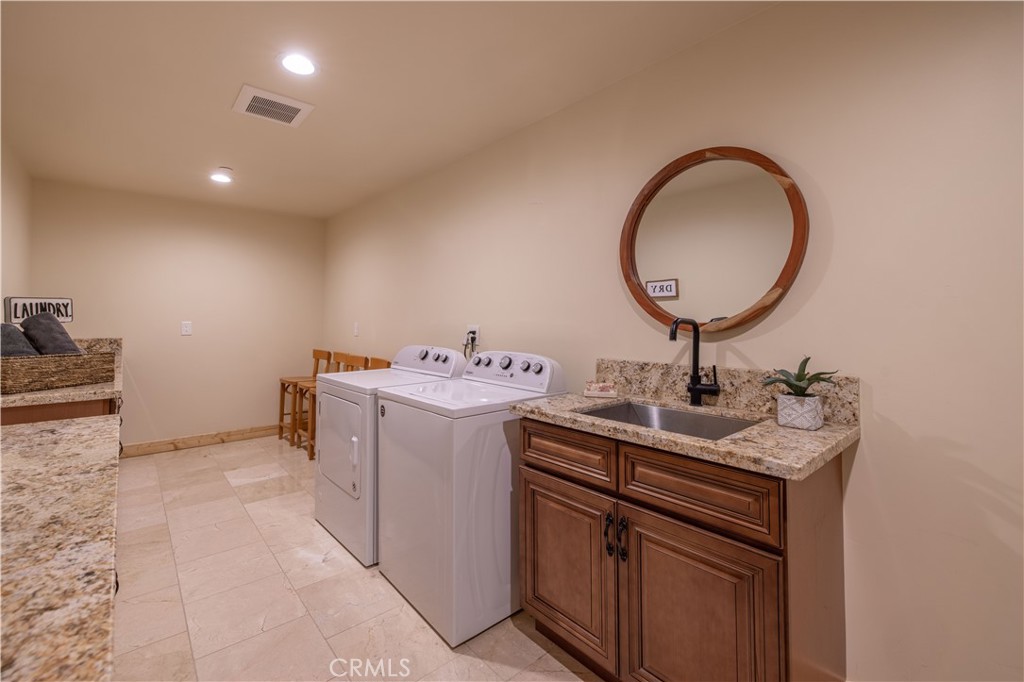 43625 Wolf Road Property Photo 59