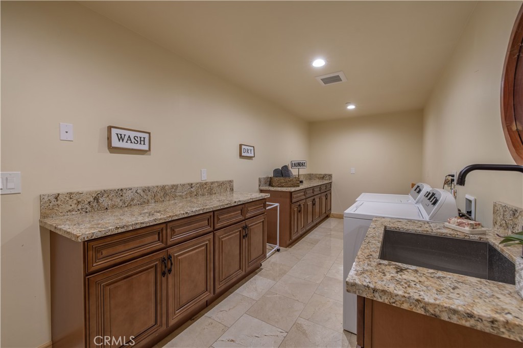 43625 Wolf Road Property Photo 60