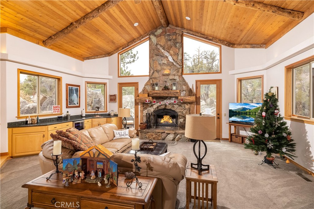42848 Eagle Flight Place Property Photo 4