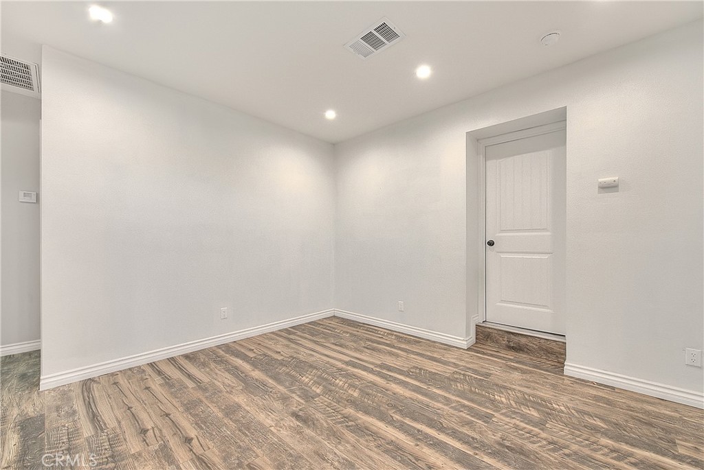 9279 Mango Avenue Property Photo 15
