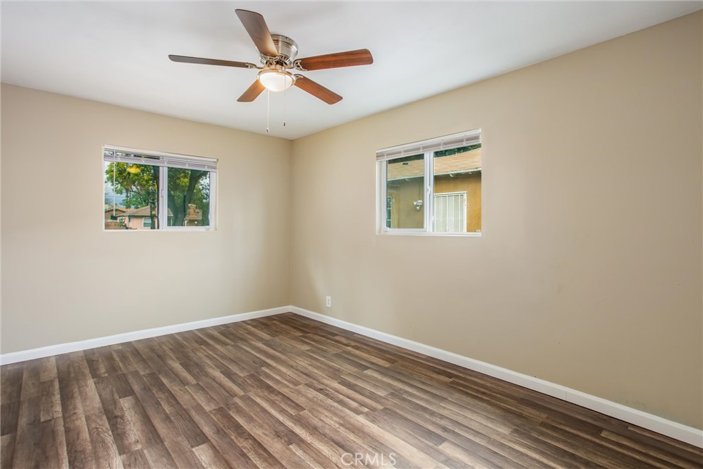 2447 Victoria Street Property Photo 28