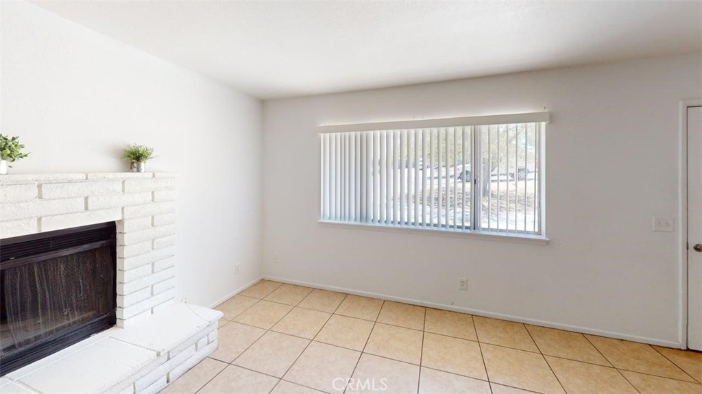 17916 Capri Street Property Photo 7