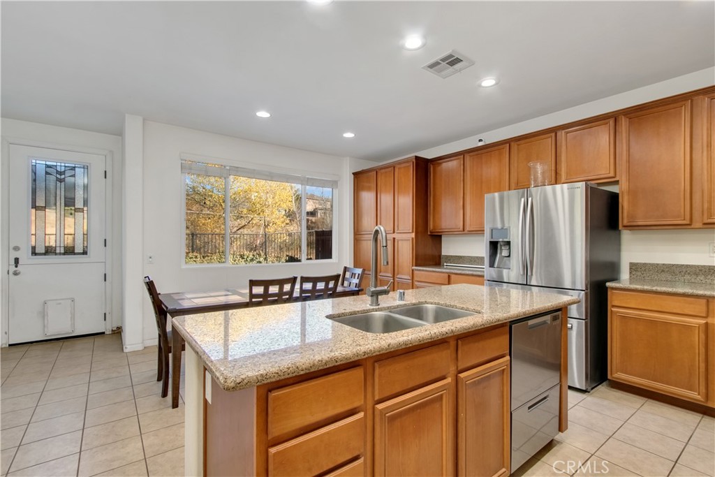 34020 Crenshaw Street Property Photo 4