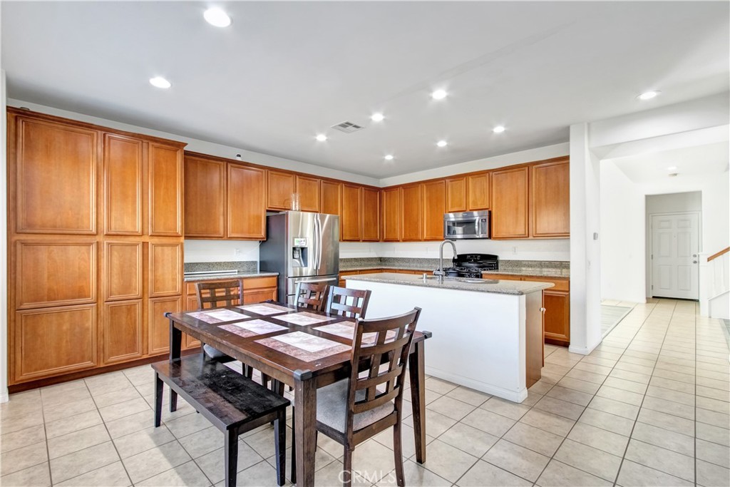 34020 Crenshaw Street Property Photo 7