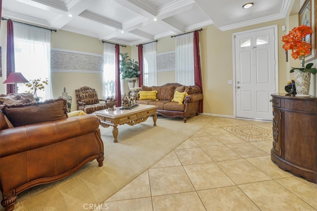 5003 Thornberry Way Property Photo 7